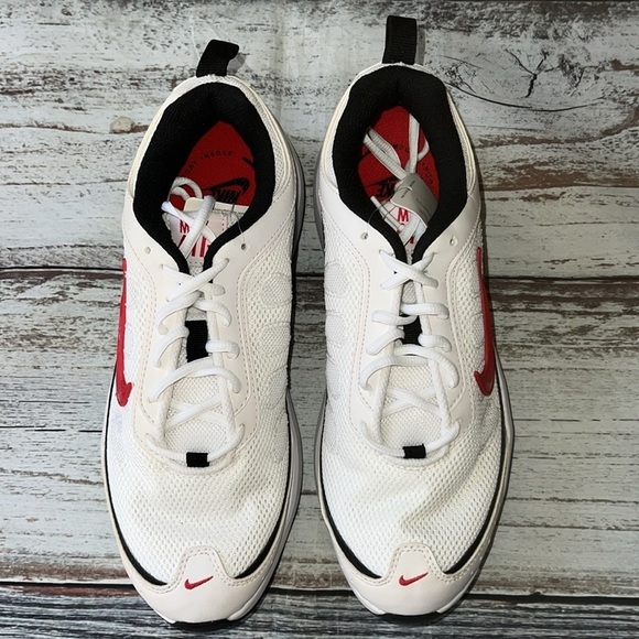 Men’s Nike Air Max AP White/Black University Red Sneakers (CU4826-101 )Size 9
